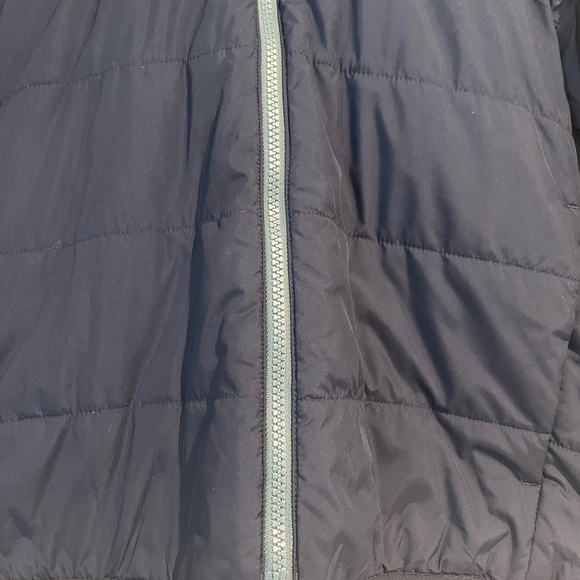 REVERSIBLE PUFFER BY J CREW - Picture 2 of 7